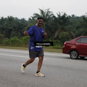 Runner Photo 7498086