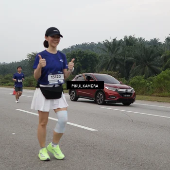 Runner Photo 7498090