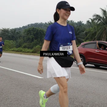Runner Photo 7498099
