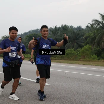 Runner Photo 7498118