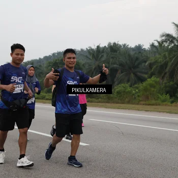 Runner Photo 7498119