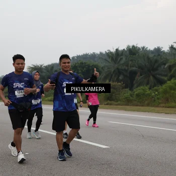 Runner Photo 7498120