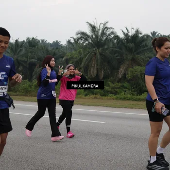 Runner Photo 7498129