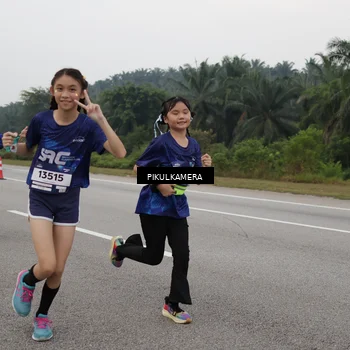 Runner Photo 7498134