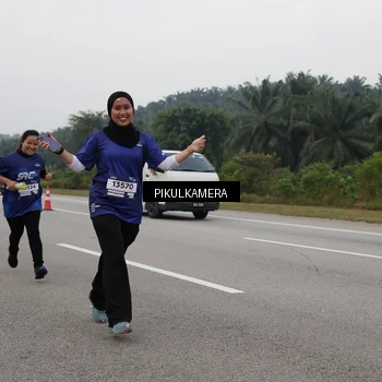 Runner Photo 7498141