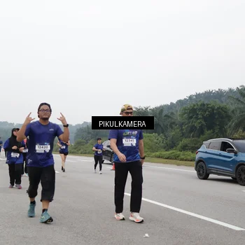 Runner Photo 7498157