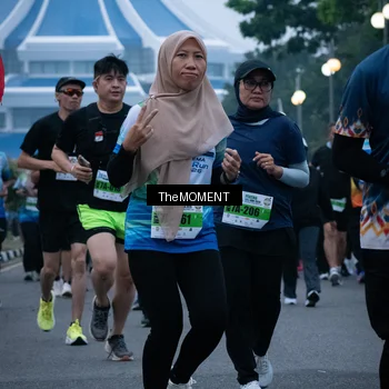 Runner Photo 7498228