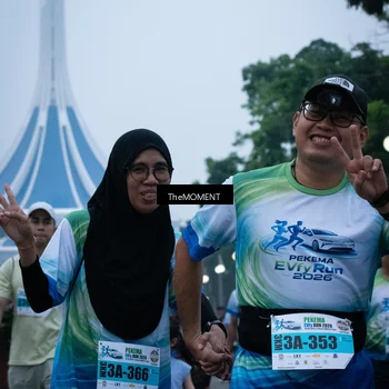 Runner Photo 7498300