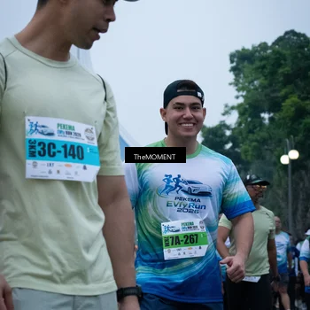 Runner Photo 7498303