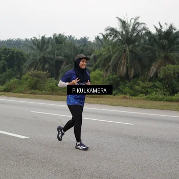 Runner Photo 7498306