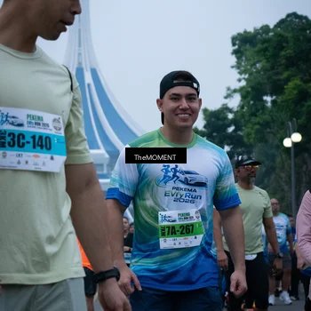 Runner Photo 7498312