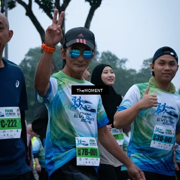 Runner Photo 7498321