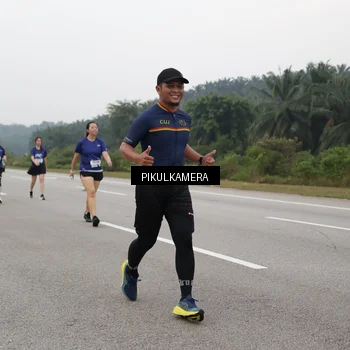 Runner Photo 7498358