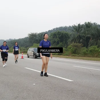 Runner Photo 7498408