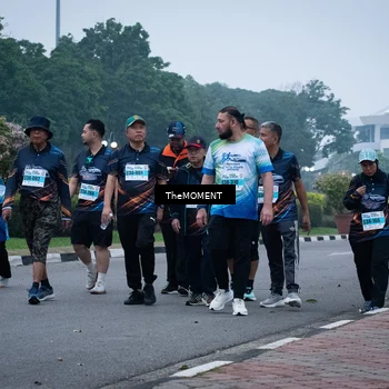 Runner Photo 7498431