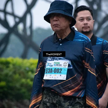 Runner Photo 7498433