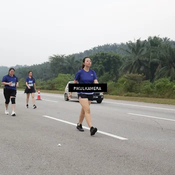 Runner Photo 7498434