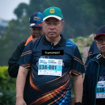 Runner Photo 7498435