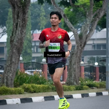 Runner Photo 7498483