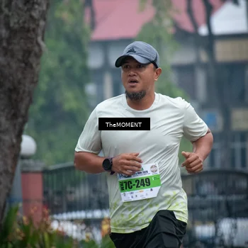 Runner Photo 7498497