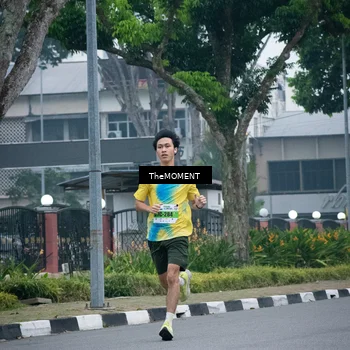 Runner Photo 7498505