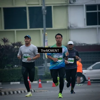 Runner Photo 7498519