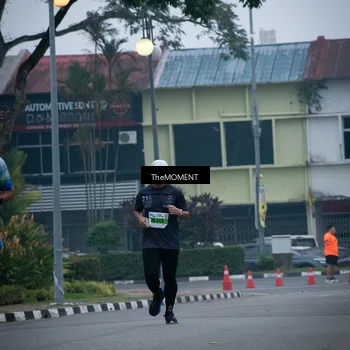 Runner Photo 7498528