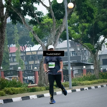 Runner Photo 7498533