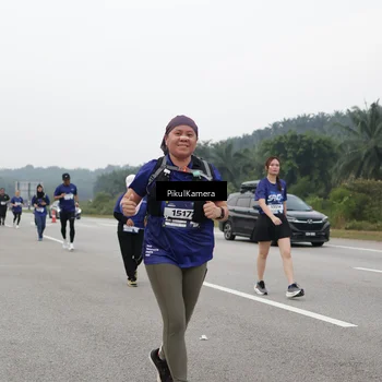 Runner Photo 7498565