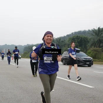 Runner Photo 7498570