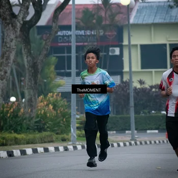 Runner Photo 7498588