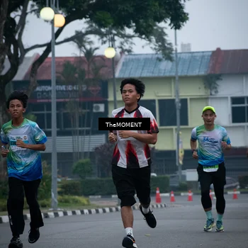 Runner Photo 7498590