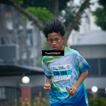 Runner Photo 7498592