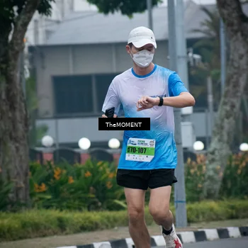 Runner Photo 7498607