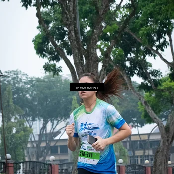 Runner Photo 7498624