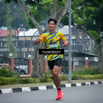 Runner Photo 7498660