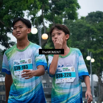 Runner Photo 7498663