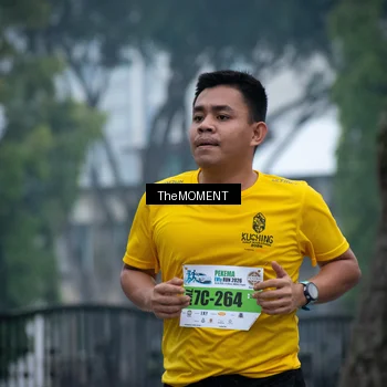 Runner Photo 7498666