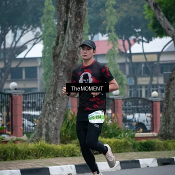 Runner Photo 7498676