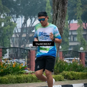 Runner Photo 7498679