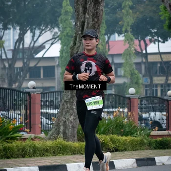 Runner Photo 7498680