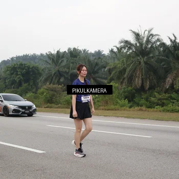 Runner Photo 7498681