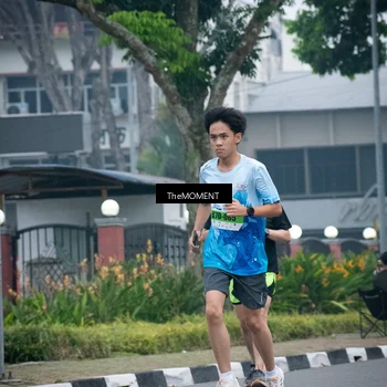 Runner Photo 7498688
