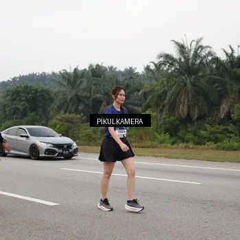 Runner Photo 7498698