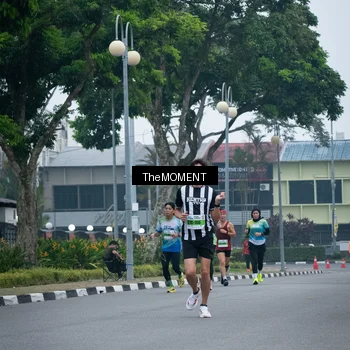 Runner Photo 7498700