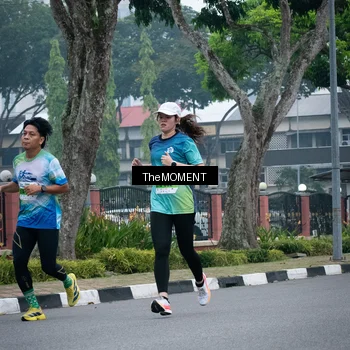 Runner Photo 7498703