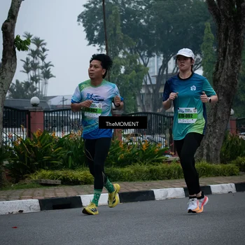 Runner Photo 7498708