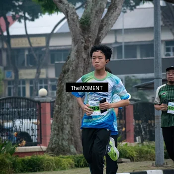 Runner Photo 7498724