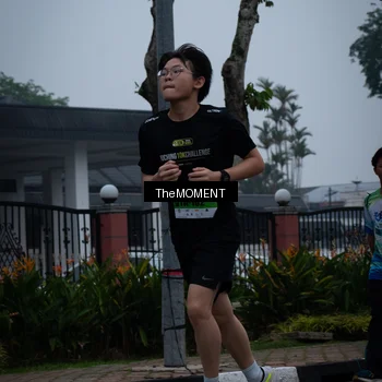 Runner Photo 7498737