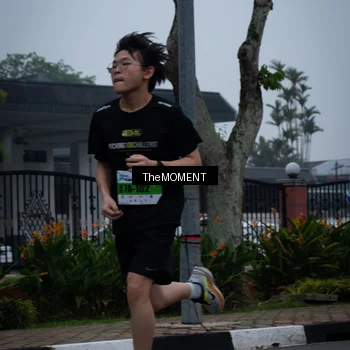Runner Photo 7498738